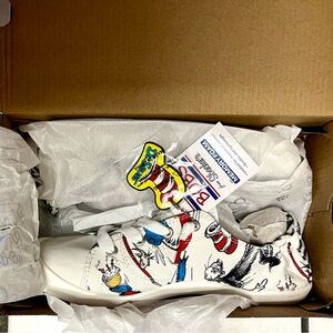 Sketchers Bobs Dr. Seuss Cat in the Hat Animal Foundation Shoes New in Box